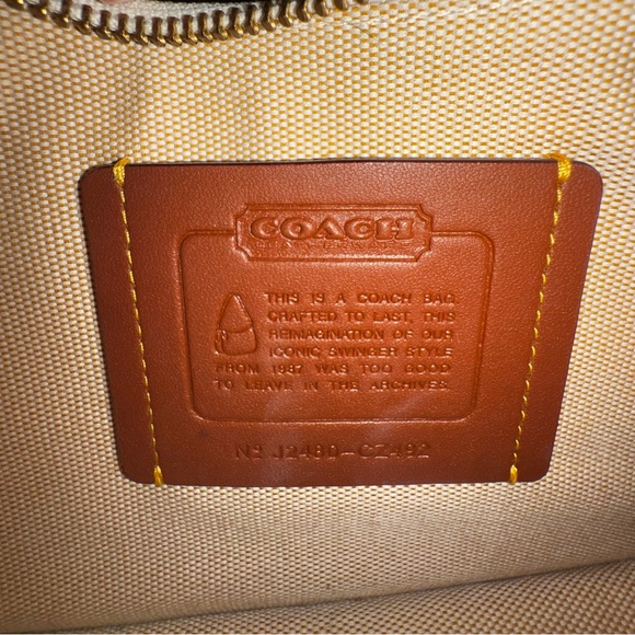 Coach Cherry Swinger Bag (Re-edition) - Picture 7 of 8